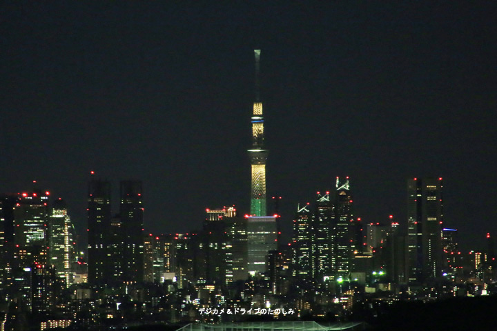 14.東京スカイツリー「シャンパンツリー」：50km離れた城山で撮影 