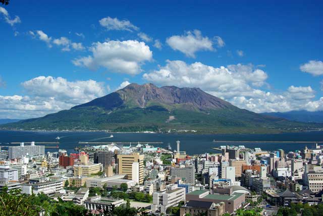 2.城山から見た桜島 