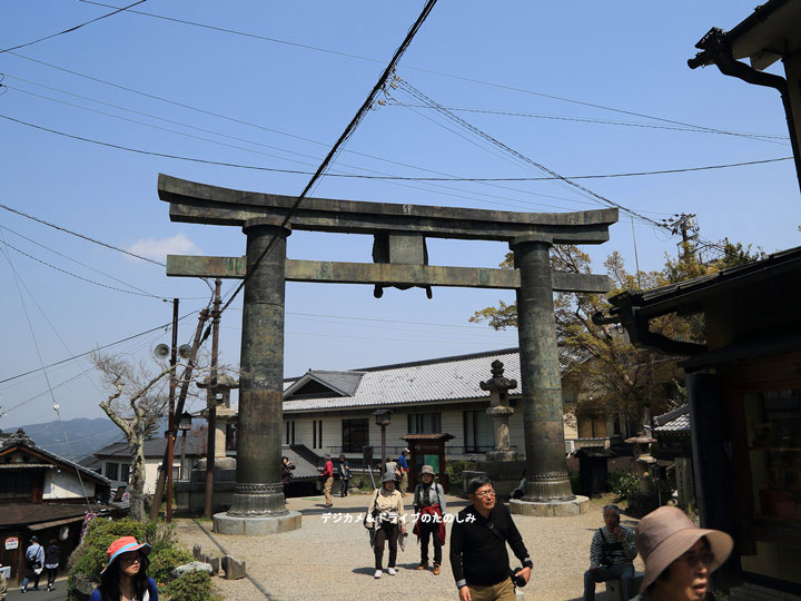 10.銅の鳥居