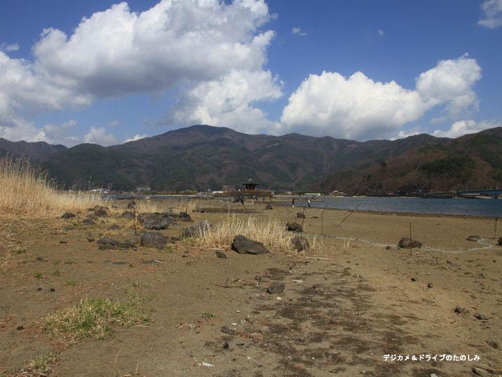 9.河口湖 湖底を歩く